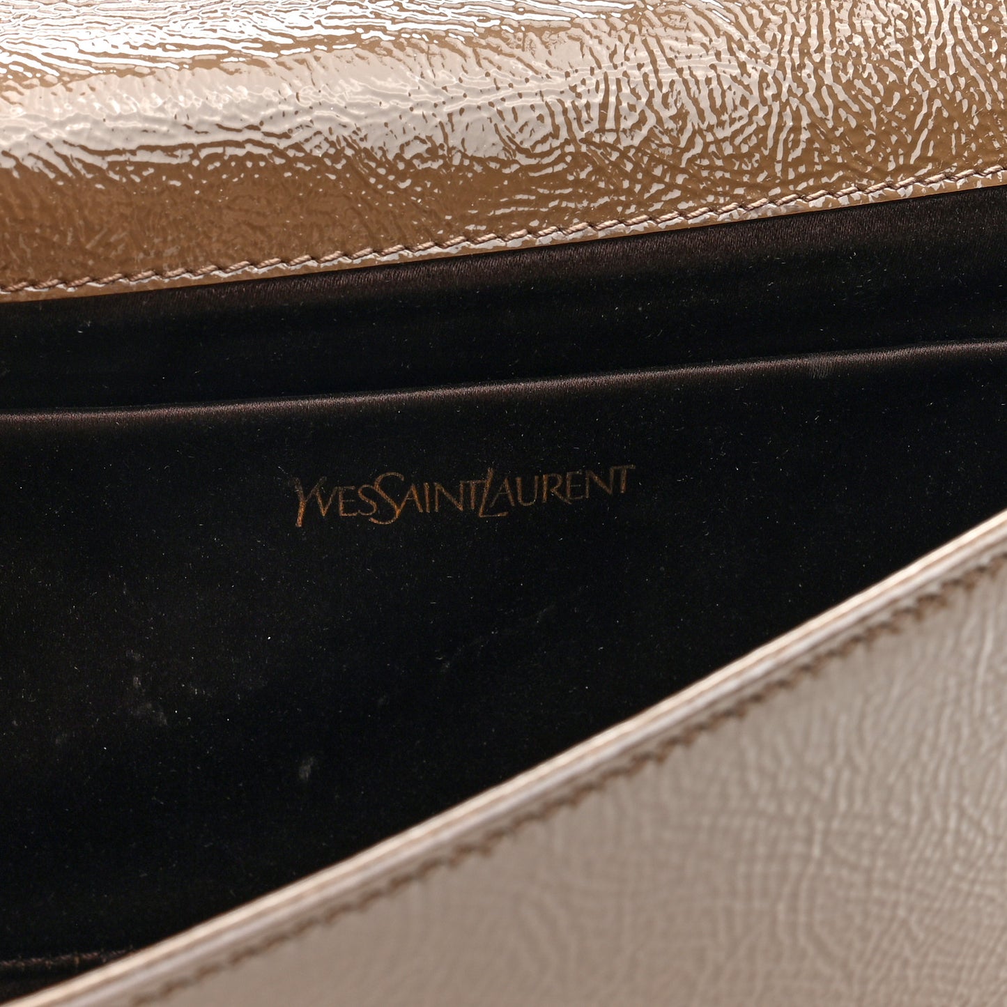 Textured Calfskin Monogram Large Belle De Jour Clutch Beige