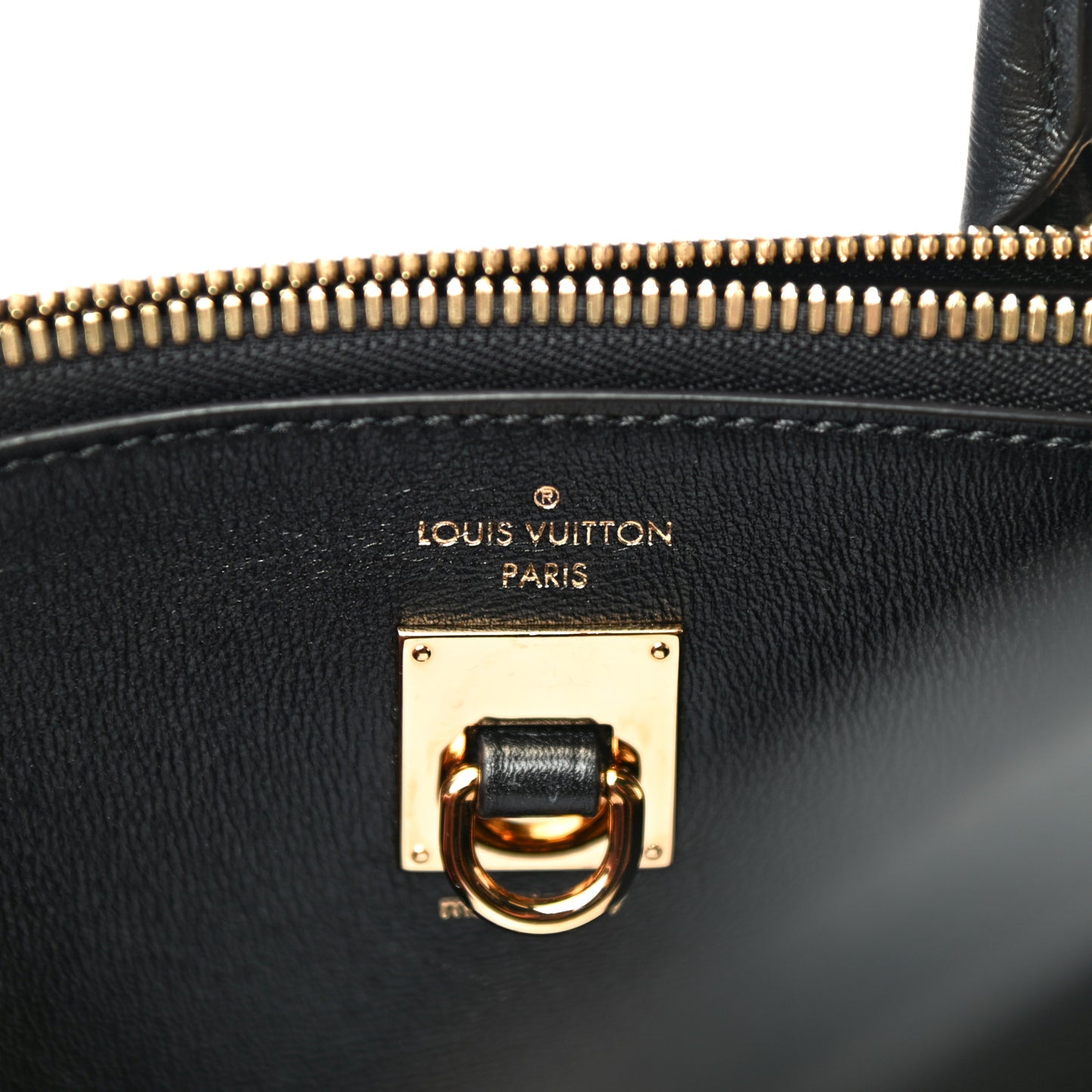 Calfskin Golden Light City Steamer MM Black