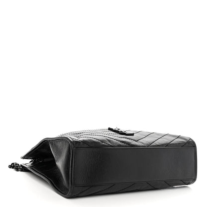 Saint Laurent Crinkled Calfskin Matelasse Monogram Medium Niki Shopper Tote Black 4 of 10