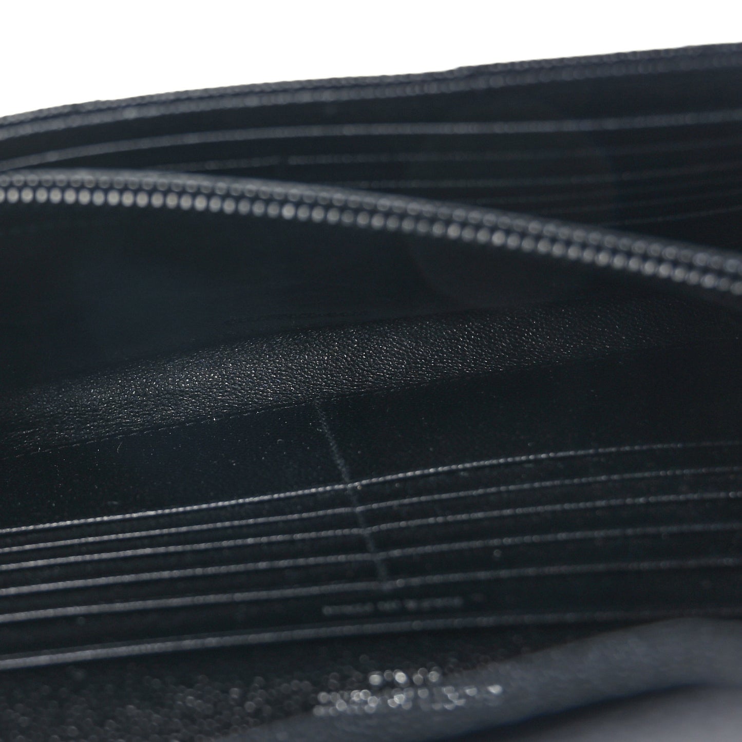 Grain De Poudre Matelasse Chevron Monogram Monochrome Chain Wallet Black