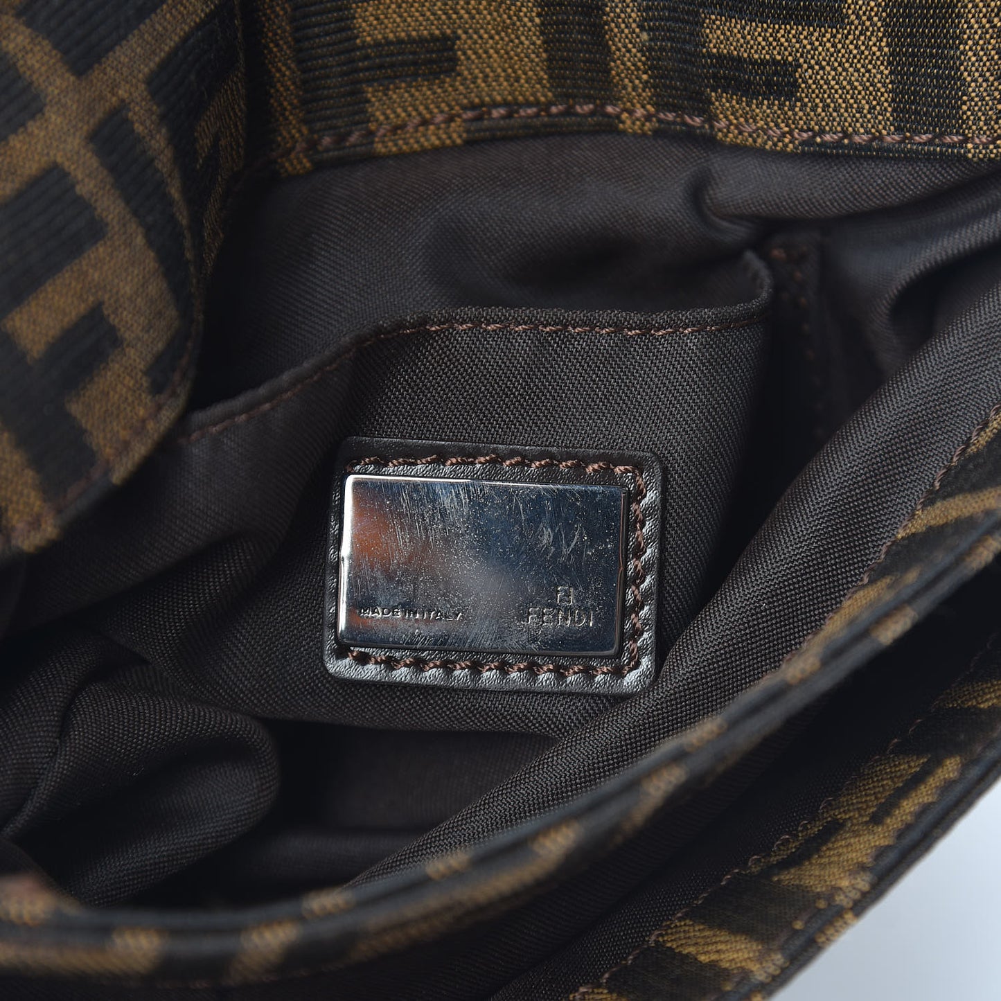 Zucca Buckle Shoulder Bag Tobacco