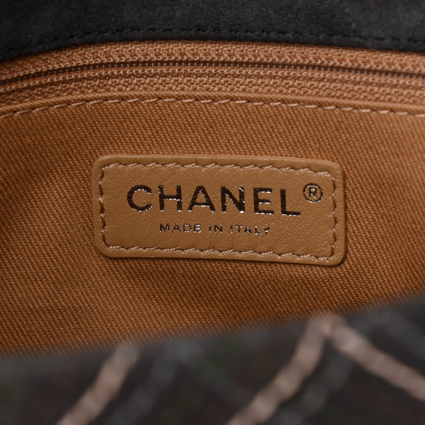 Suede Stitched Medium Saltire Single Flap Grey