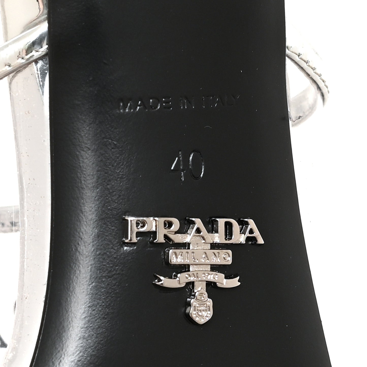 Plexiglass Metallic Calfskin Metal Triangle Logo 75mm Slide Sandals 40 Argento