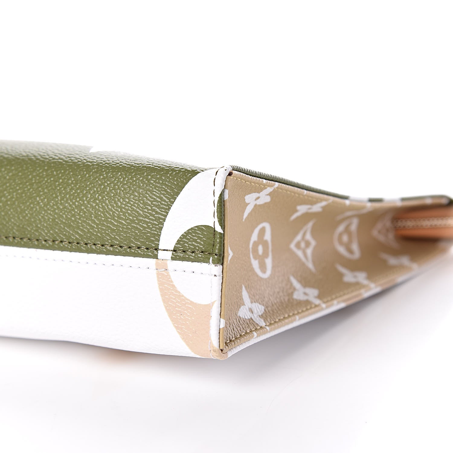 Louis Vuitton Monogram Giant Toiletry Pouch 26 Kaki 9 of 9