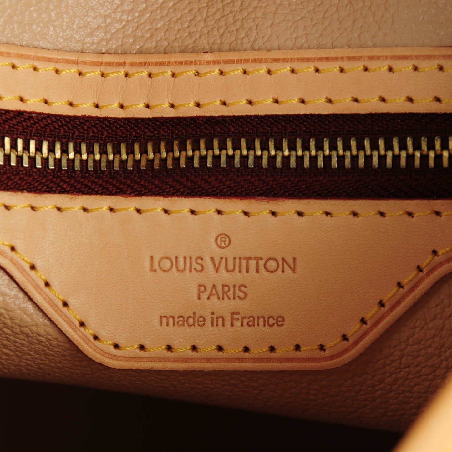 Monogram Petit Bucket 23