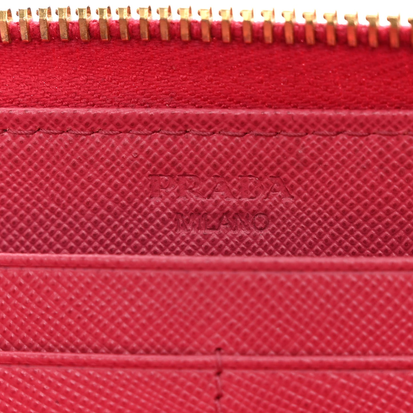 Saffiano Fiocco Bow Zip Around Wallet Peonia