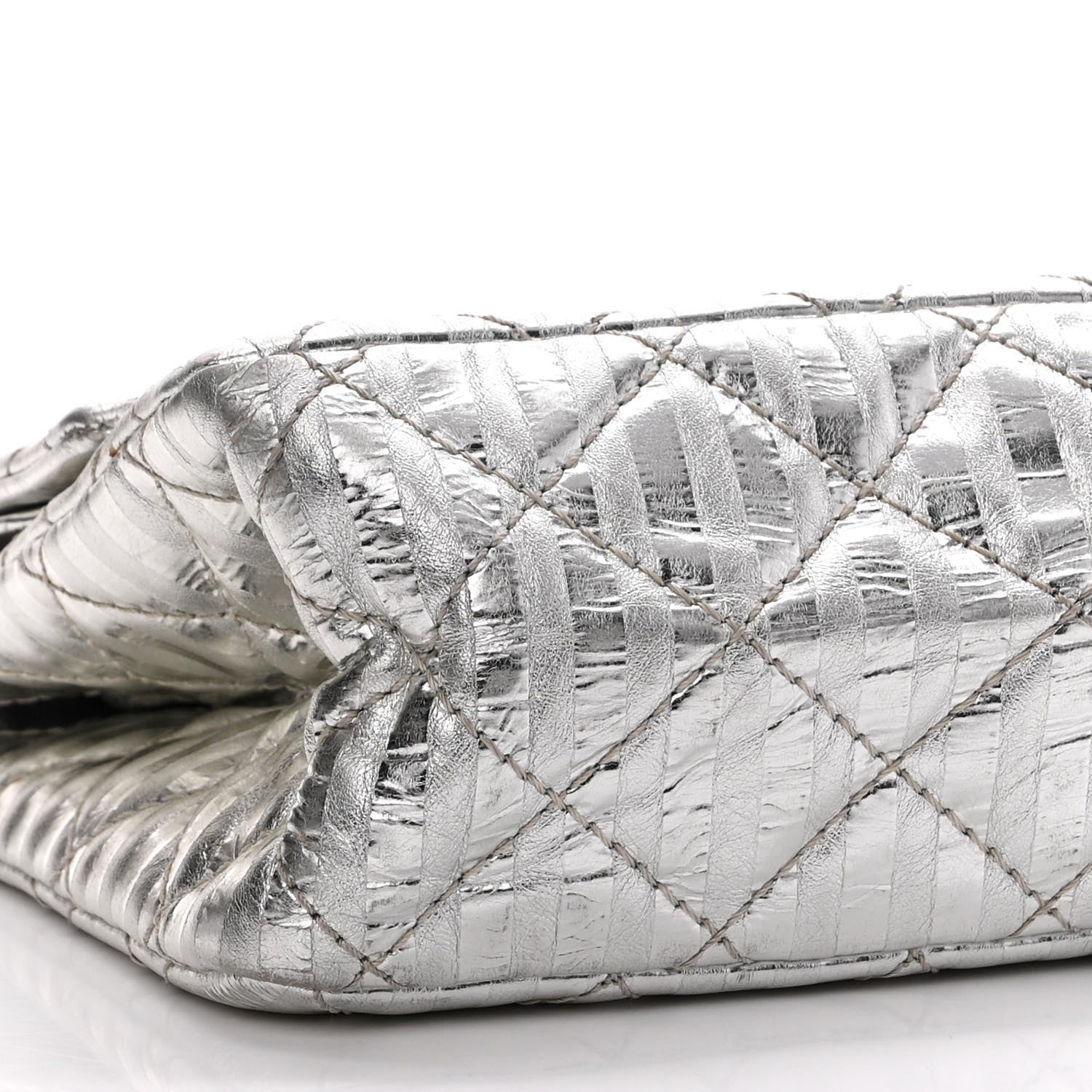 Chanel Metallic Calfskin Striped 2.55 Reissue Flap Silver 9 of 12