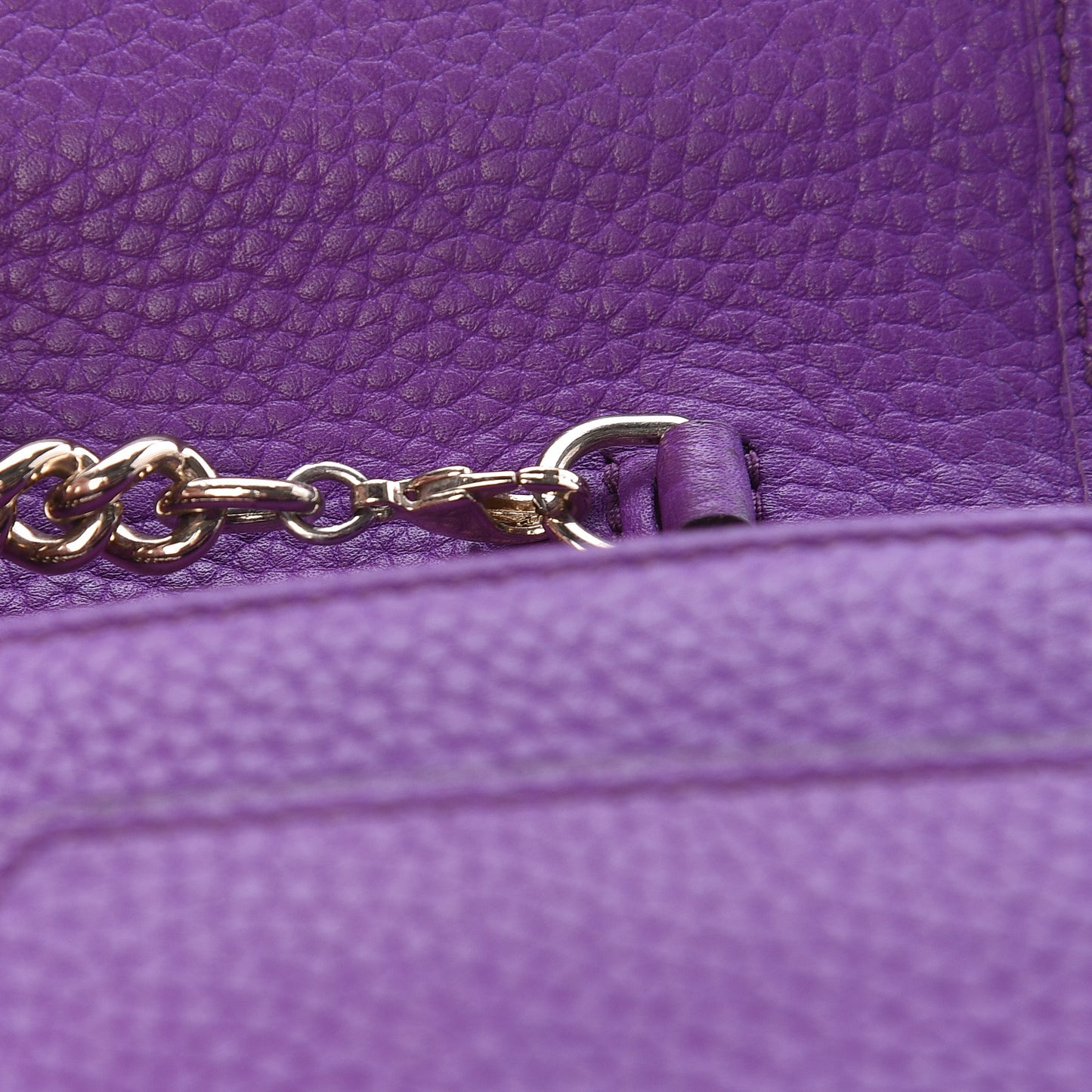 Pebbled Calfskin Soho Wallet on Chain Shine Purple
