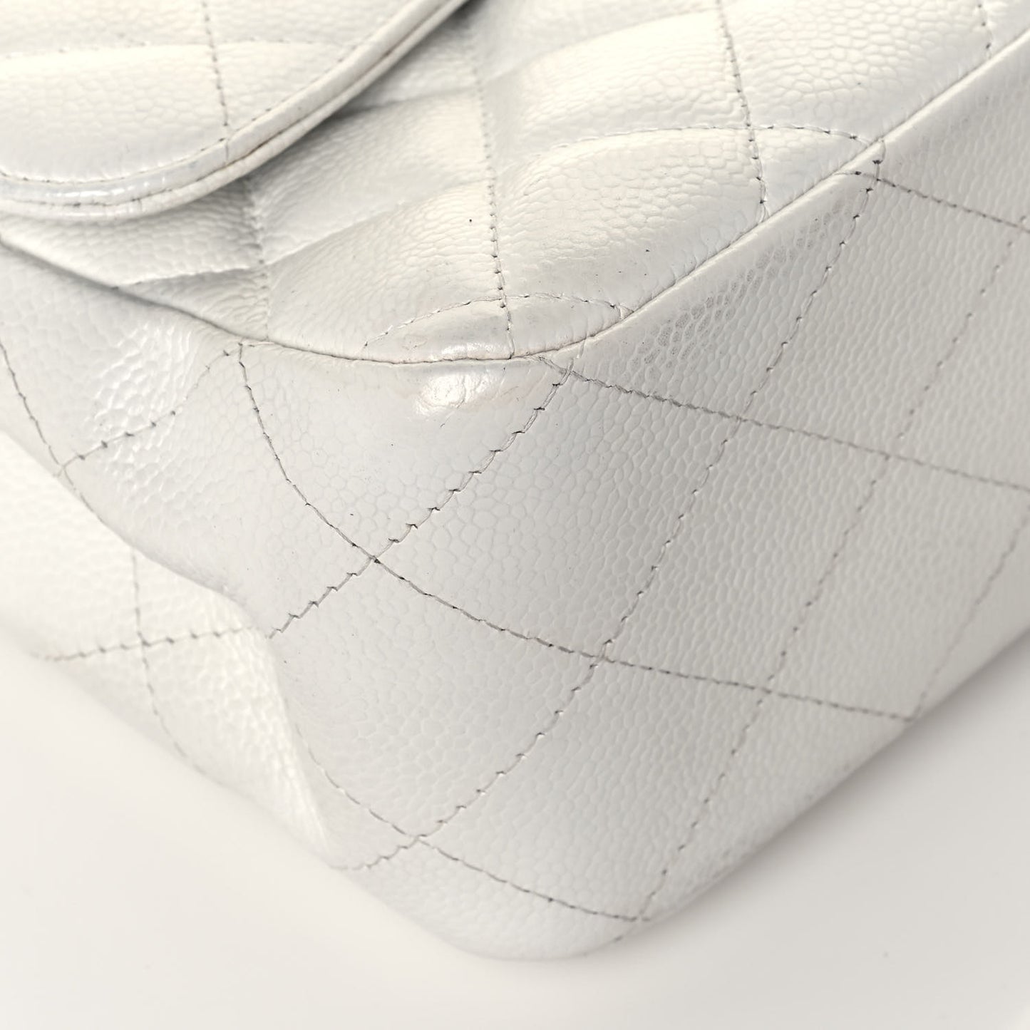 Caviar Quilted Jumbo Single Flap White