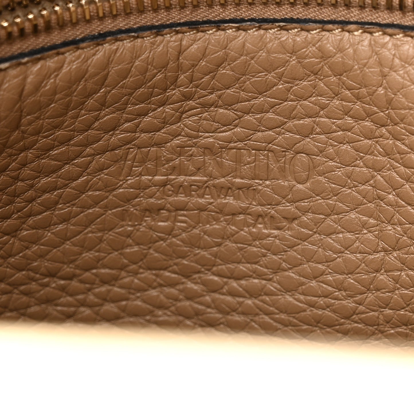 Pebbled Calfskin Small Rockstud Flip-Lock Messenger Bag Beige