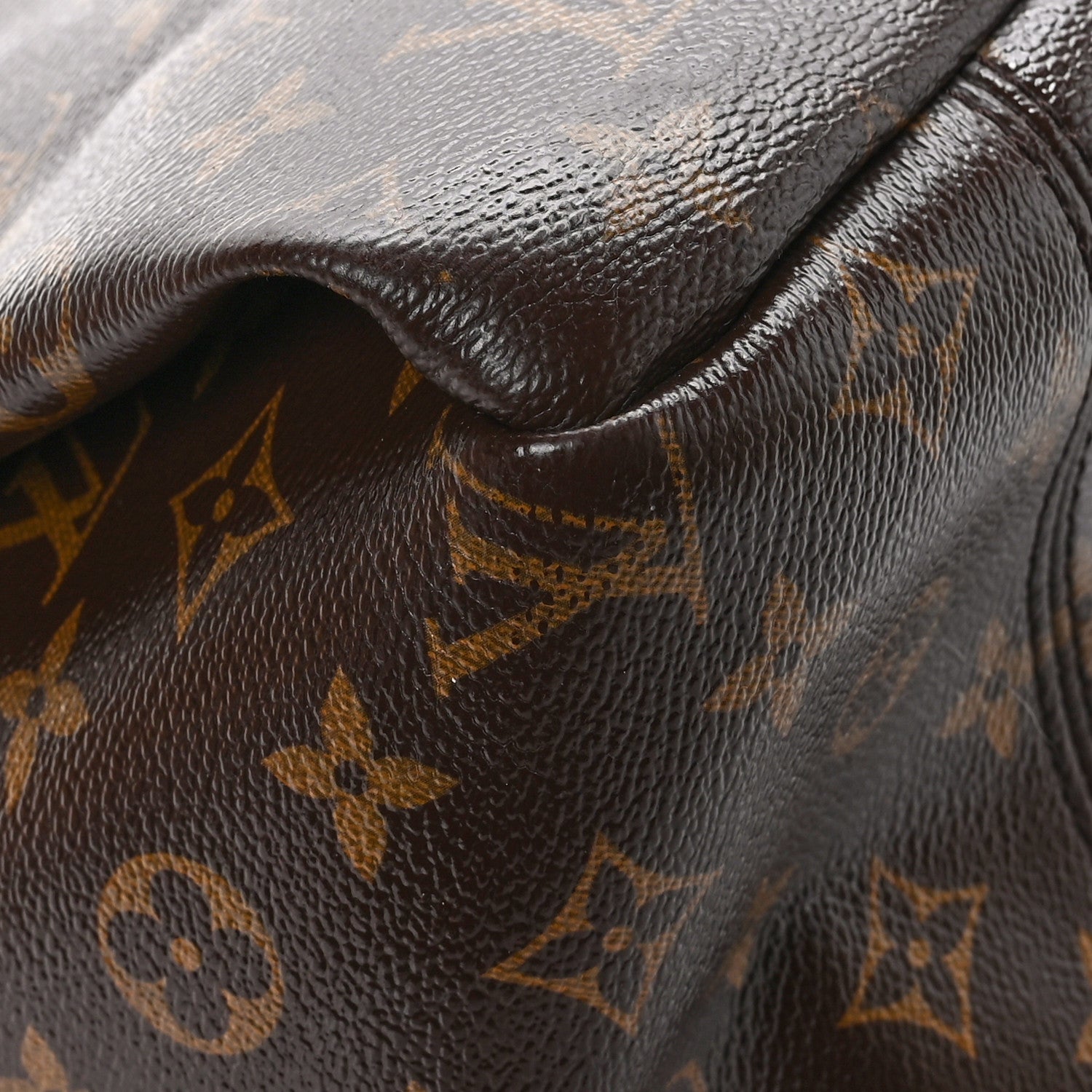 Louis Vuitton Monogram Artsy MM 9 of 11