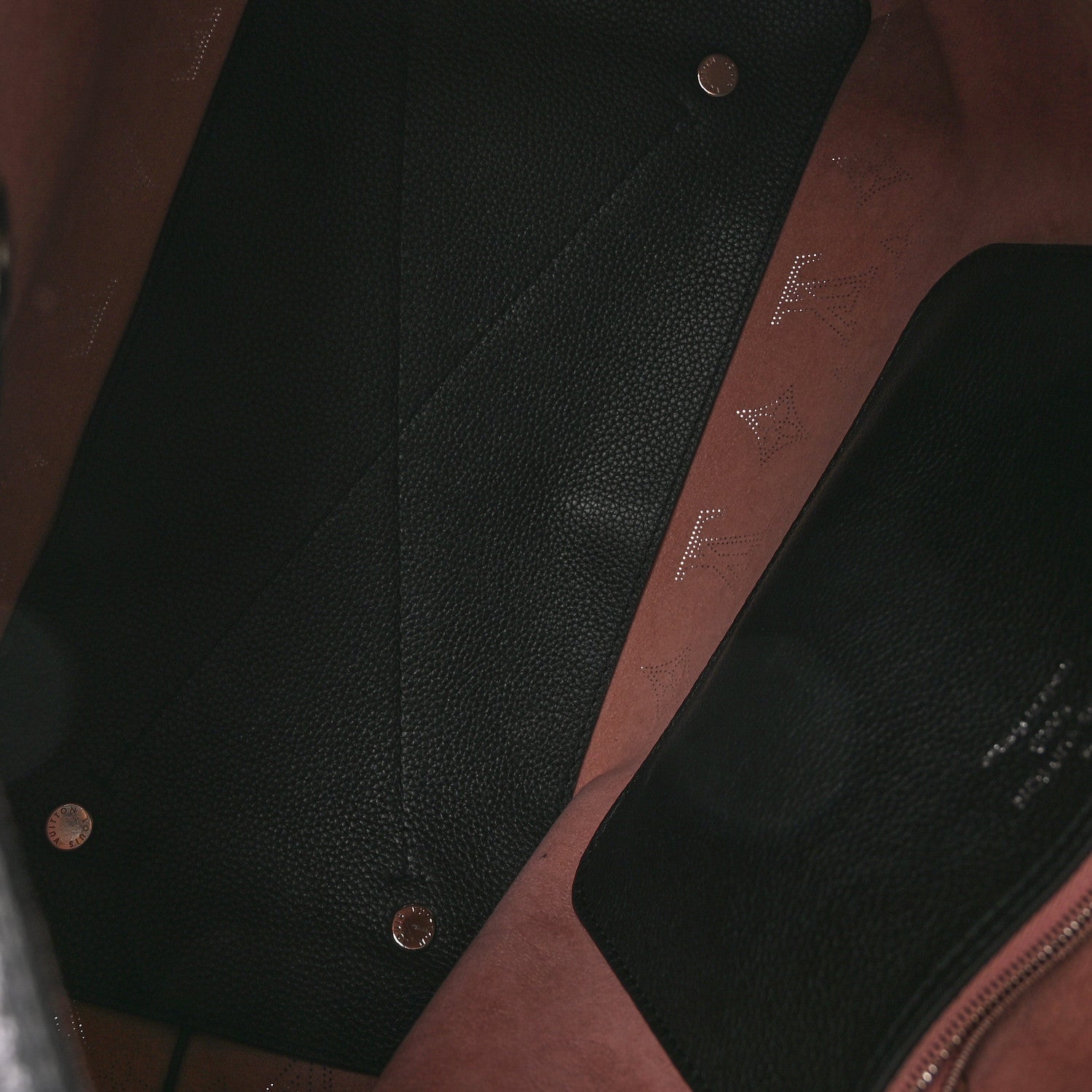 Louis Vuitton Mahina Carmel Hobo PM Black 5 of 10