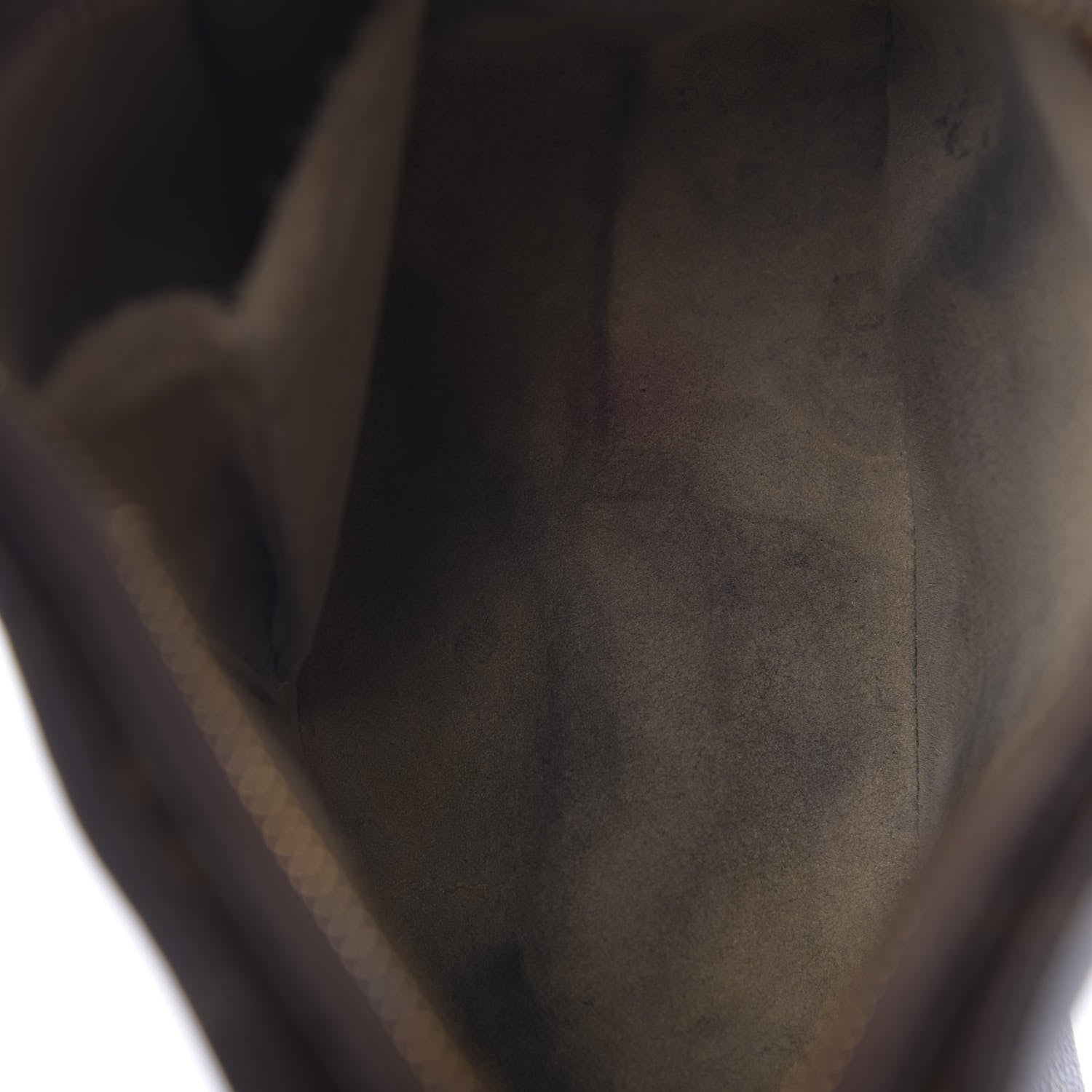 Louis Vuitton Monogram Looping MM 7 of 19