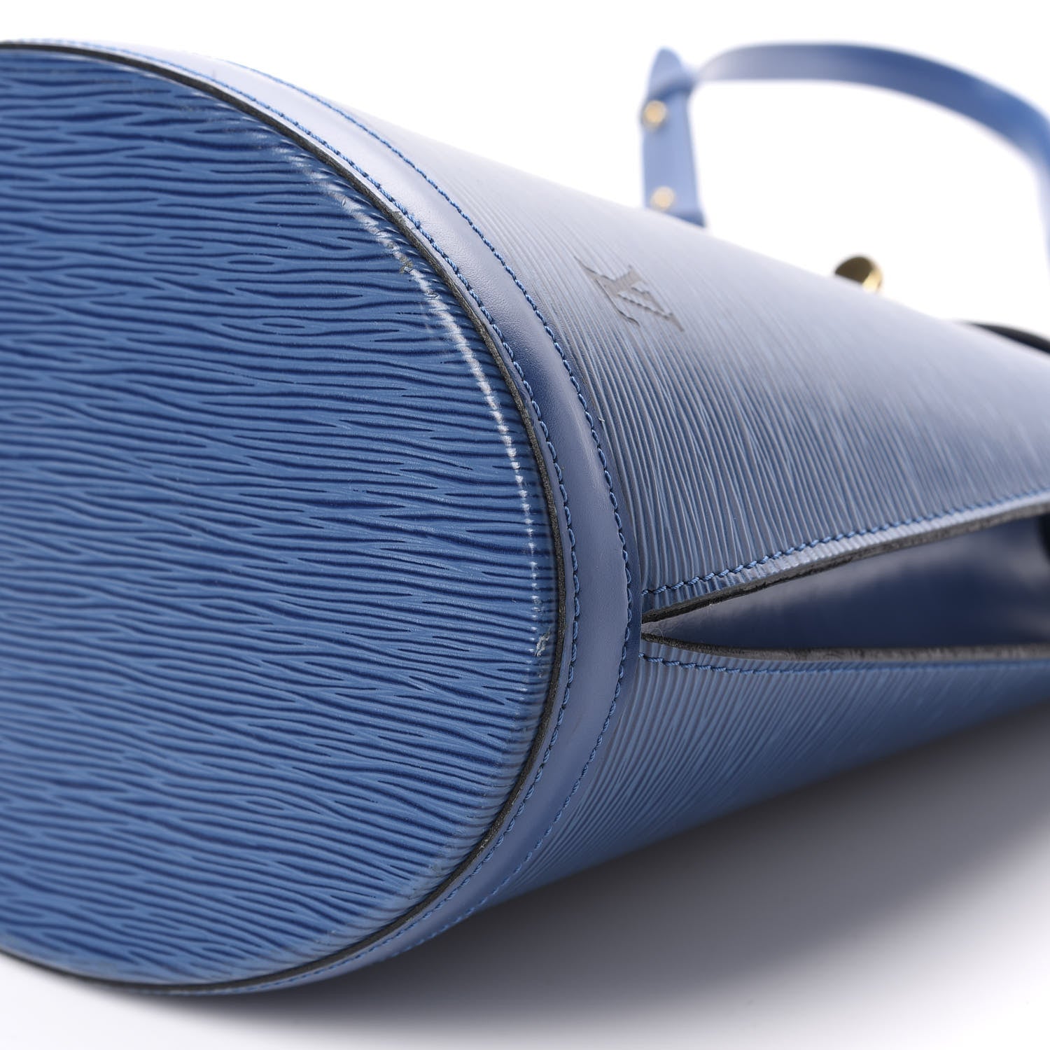 Louis Vuitton Epi Cluny Toledo 7 of 10
