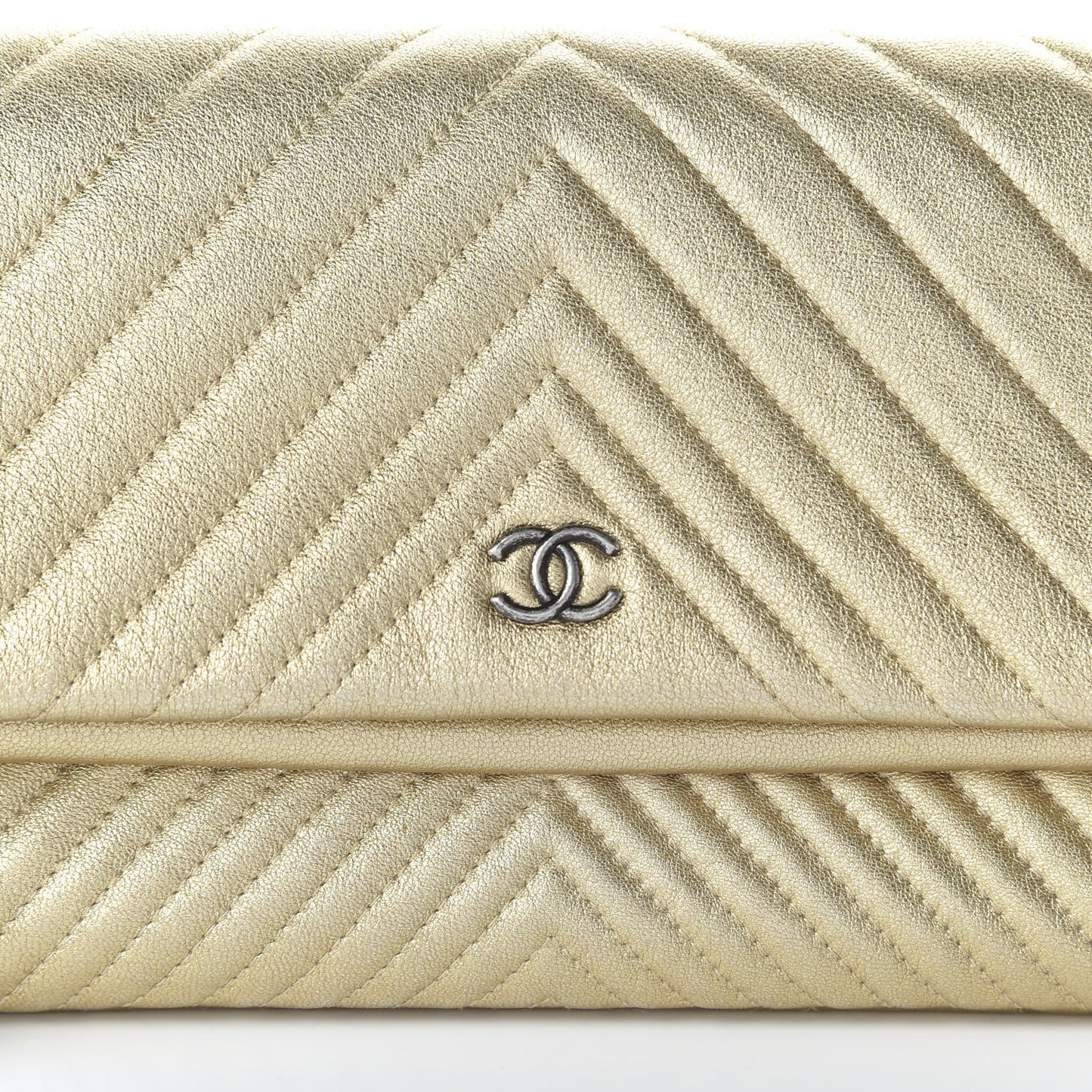 Metallic Calfskin Chevron Quilted CC Beauty Clutch Gold