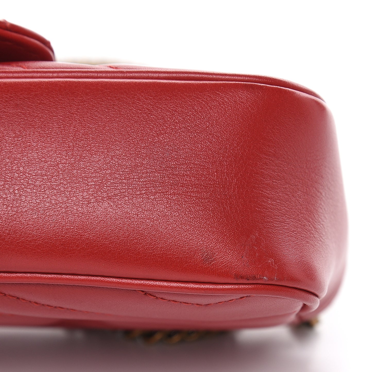Calfskin Matelasse Super Mini GG Marmont Shoulder Bag Hibiscus Red