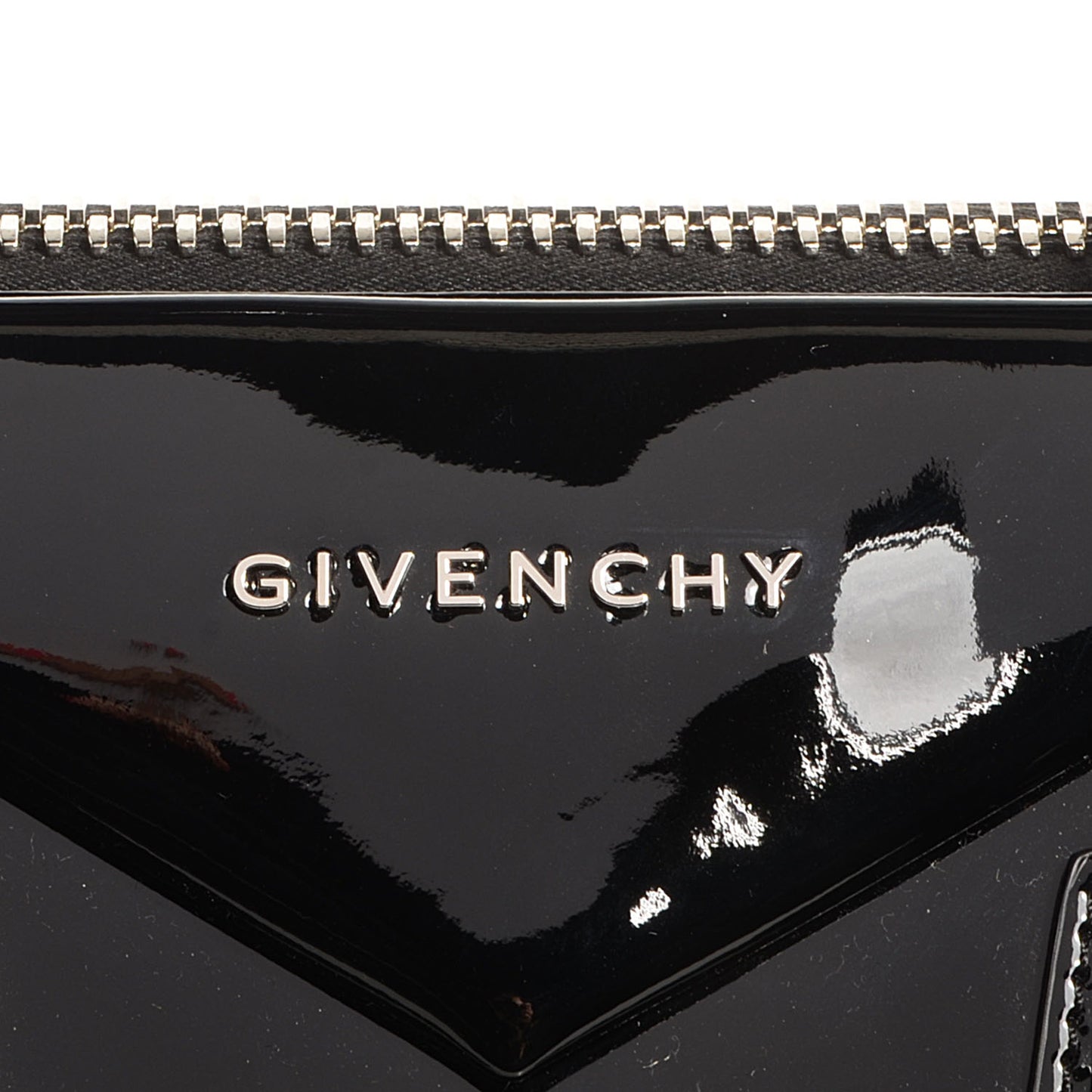 Patent Calfskin Medium Antigona Black