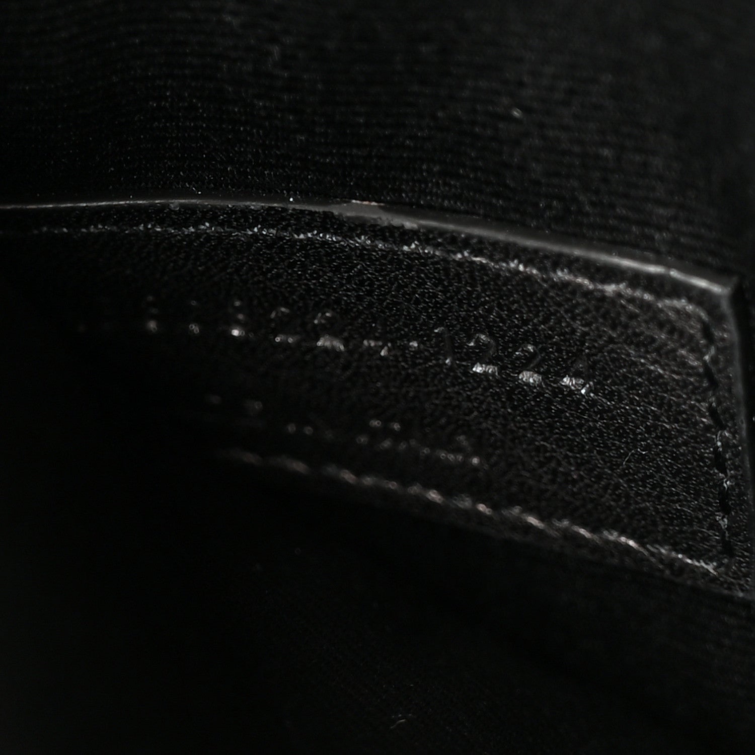Saint Laurent Smooth Calfskin Y Small Bucket Bag Black 10 of 14