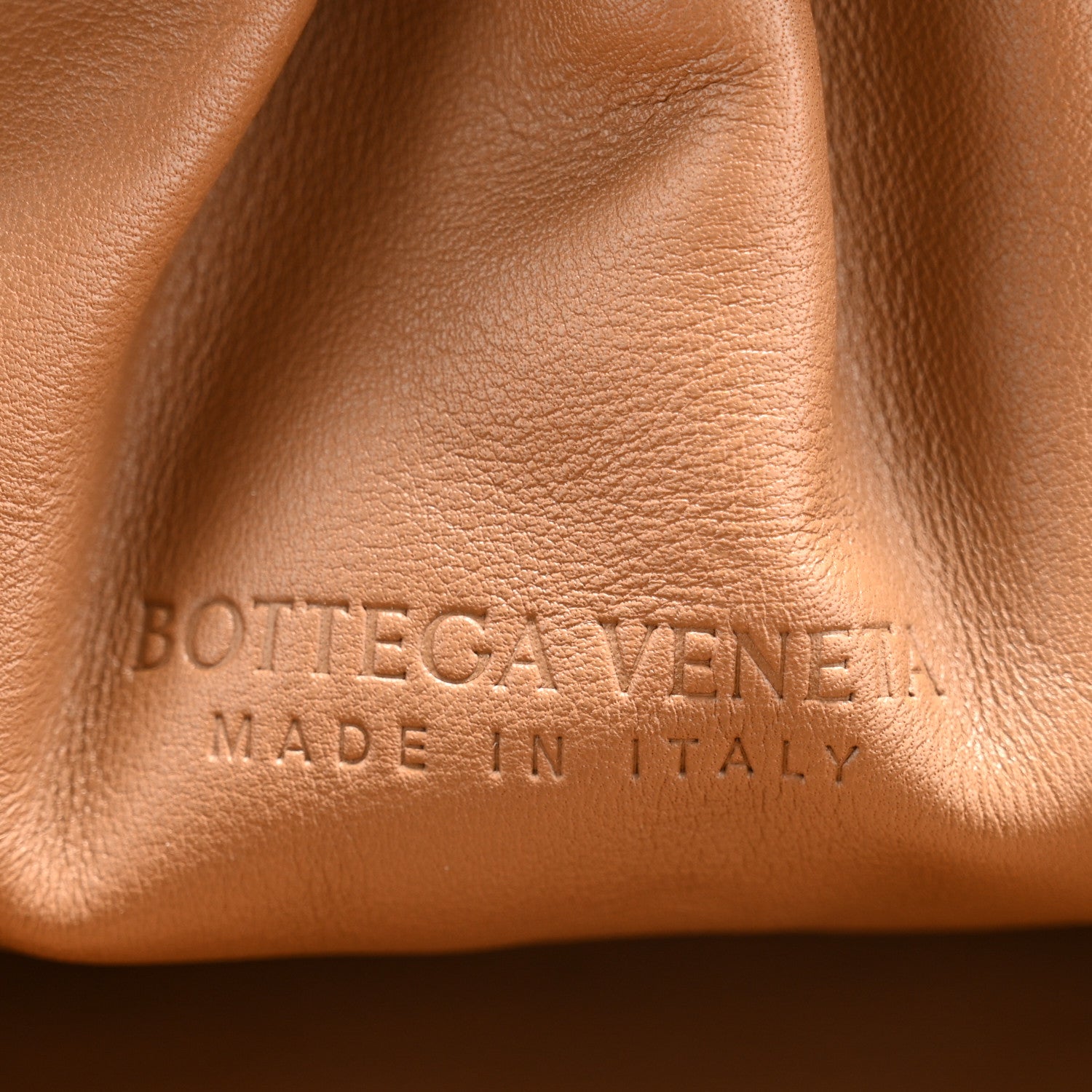 Bottega Veneta Smooth Butter Calf The Pouch Oversized Clutch Cammello 6 of 10