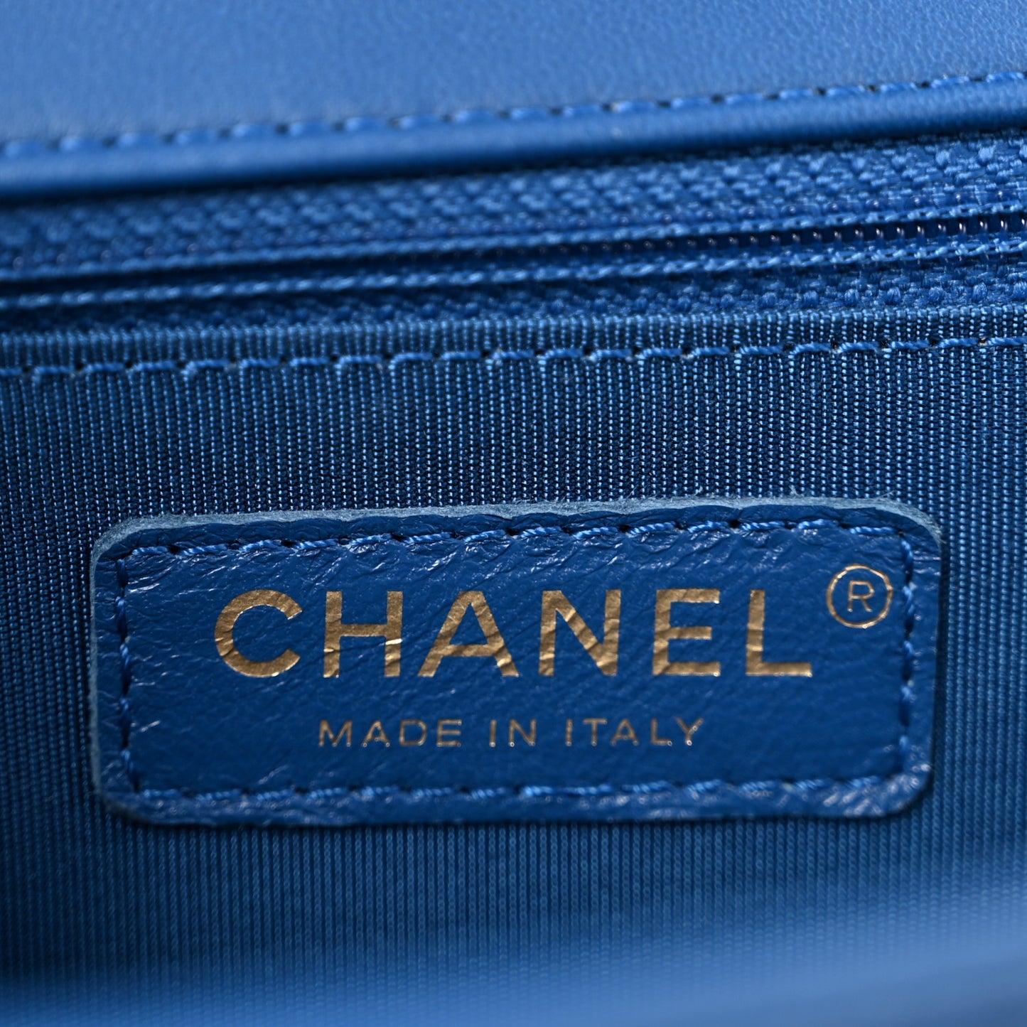 Lambskin Chevron Quilted New Medium Boy Flap Blue