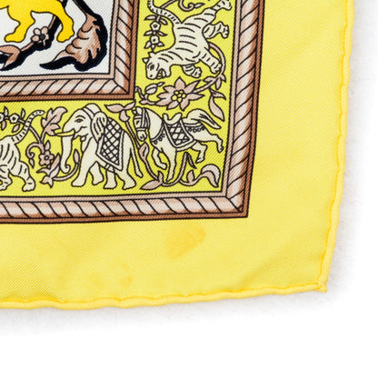 Hermes Silk Chasse En Inde Scarf 90 Jaune Caban Blanc 4 of 5