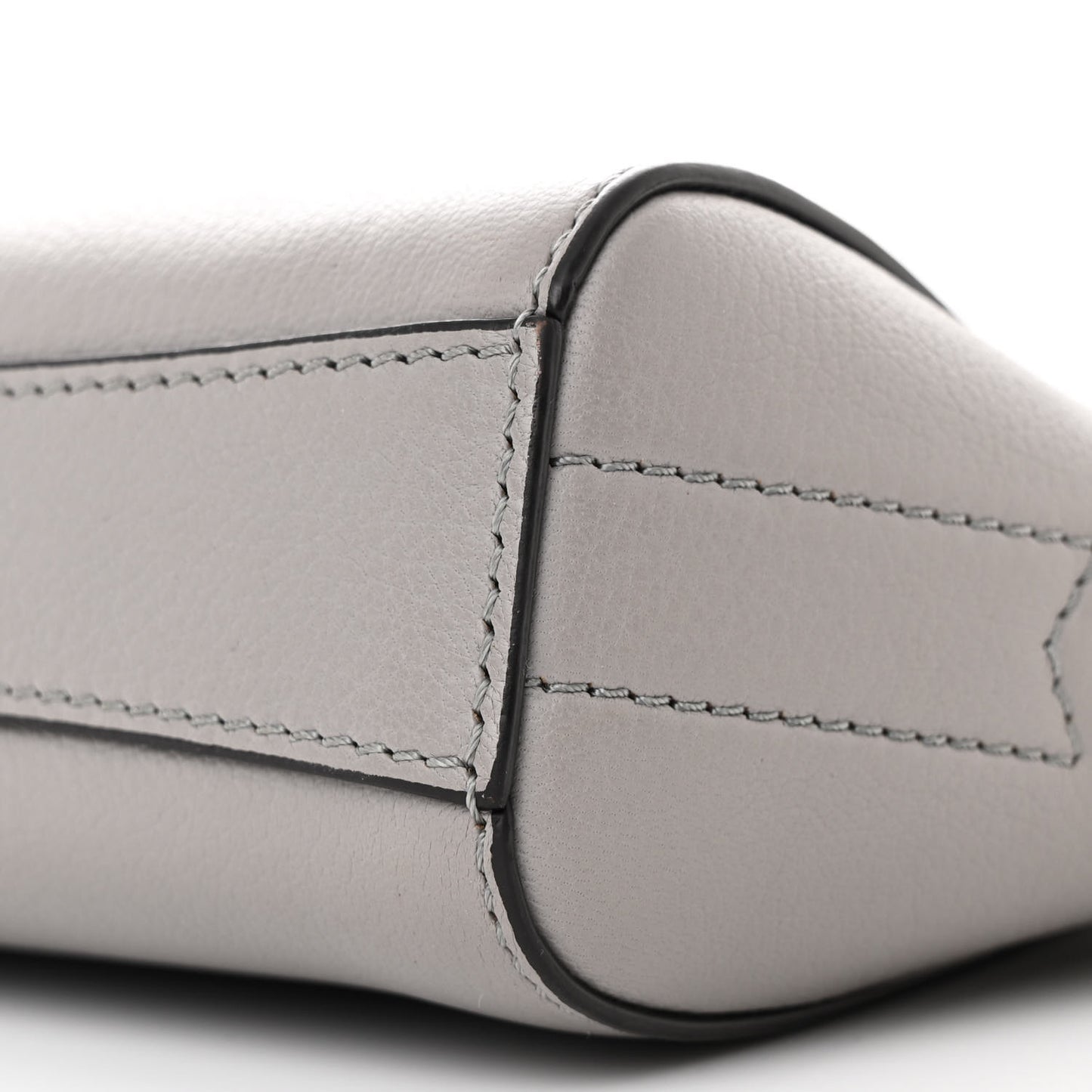 Sugar Goatskin Nano Antigona Pearl Grey