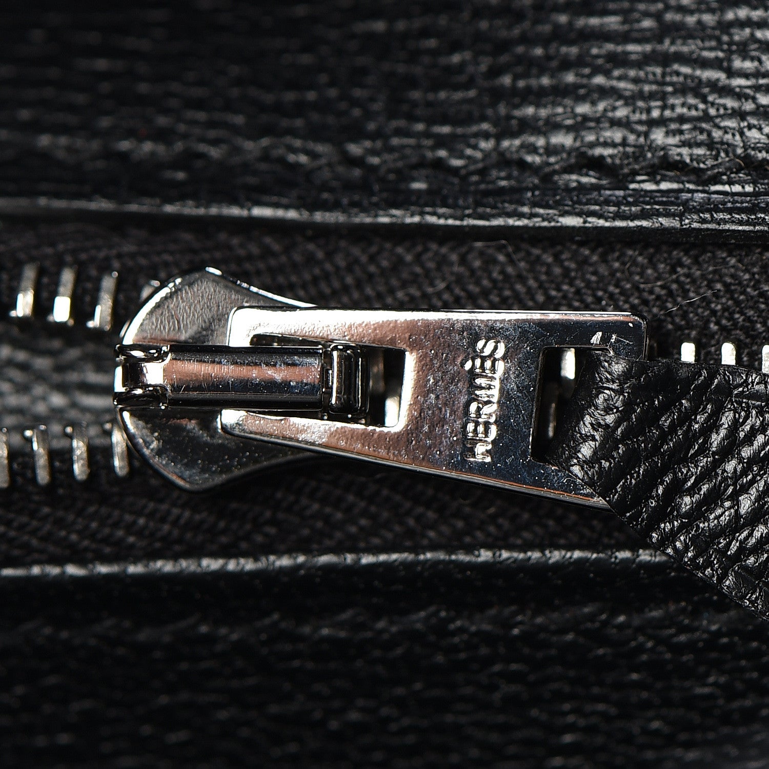Hermes Shiny Niloticus Crocodile Birkin 25 Black 21 of 36