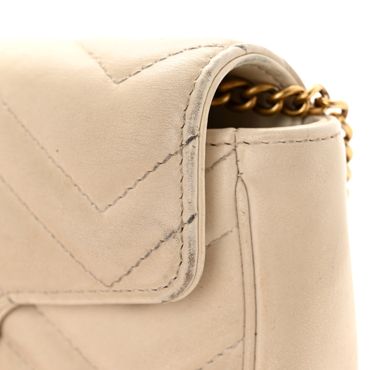 Calfskin Matelasse Super Mini GG Marmont Shoulder Bag White