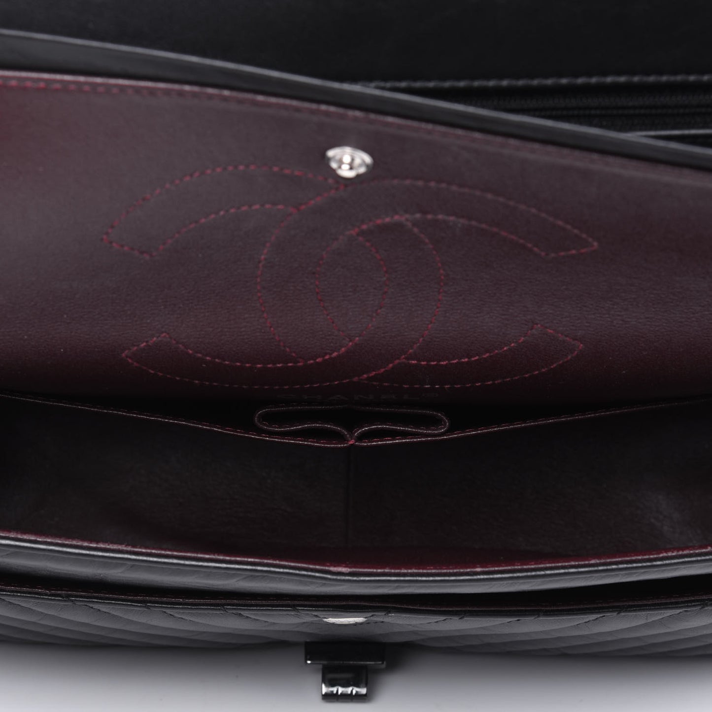 Aged Calfskin Chevron Quilted 2.55 Reissue 226 So Black