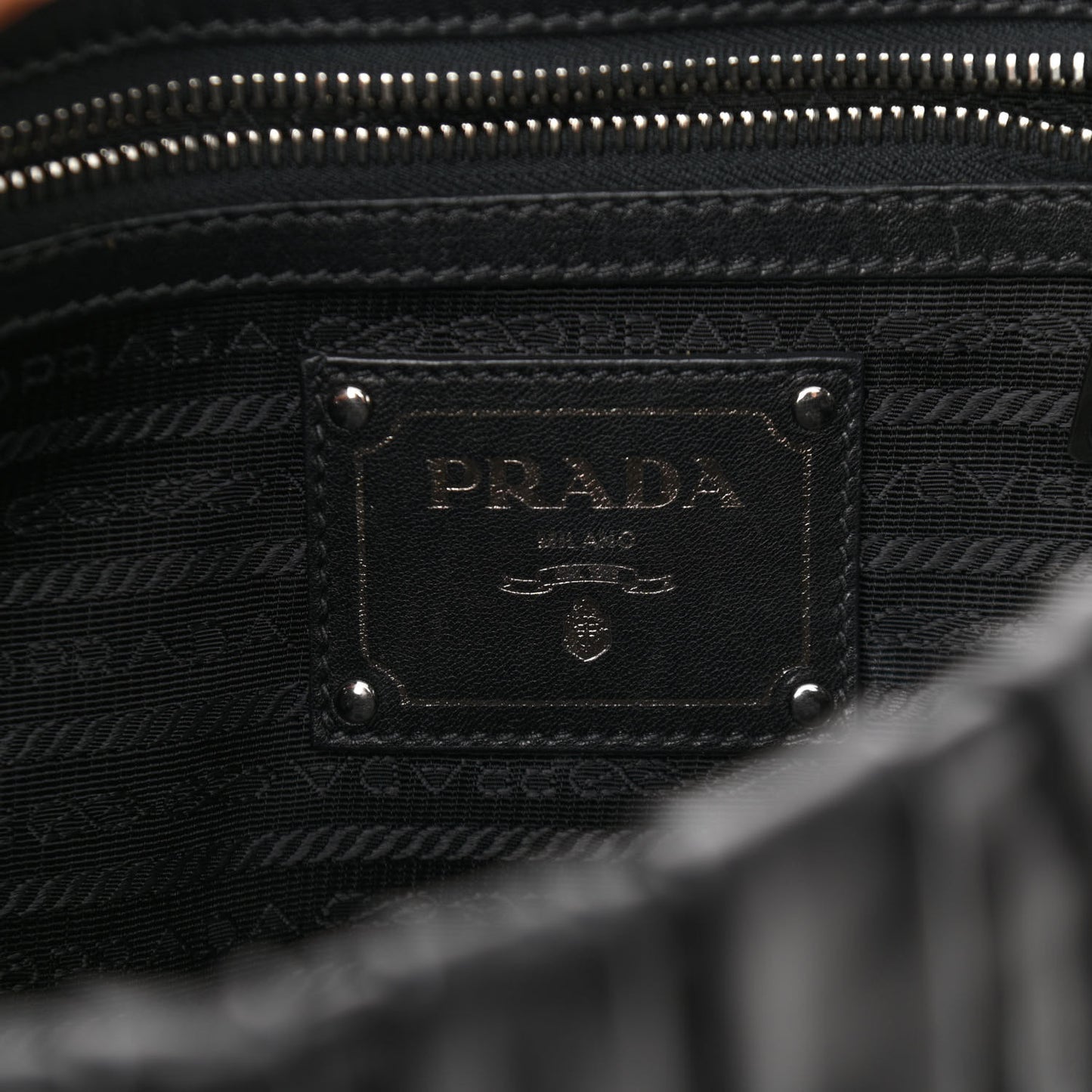 Nappa Gaufre Flap Chain Shoulder Bag Black