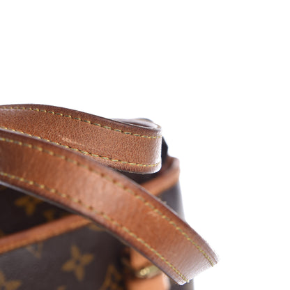 Louis Vuitton Monogram Petit Bucket 23 13 of 14