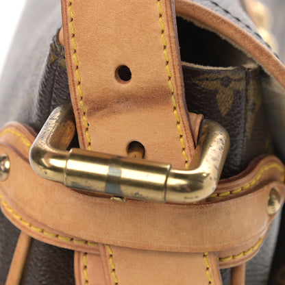 Louis Vuitton Monogram Hudson PM 13 of 19