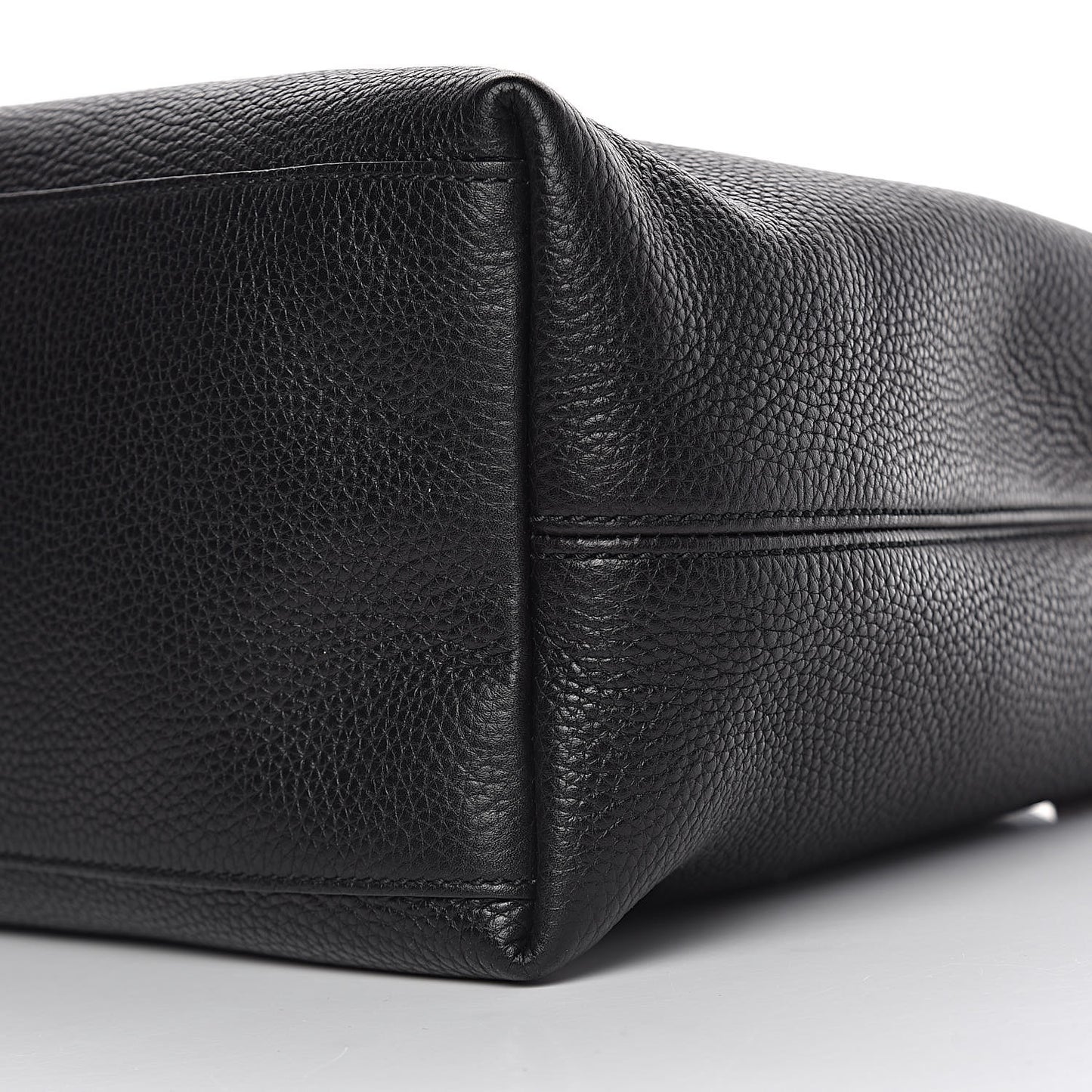 Pebbled Calfskin Medium Soho Chain Shoulder Bag Black