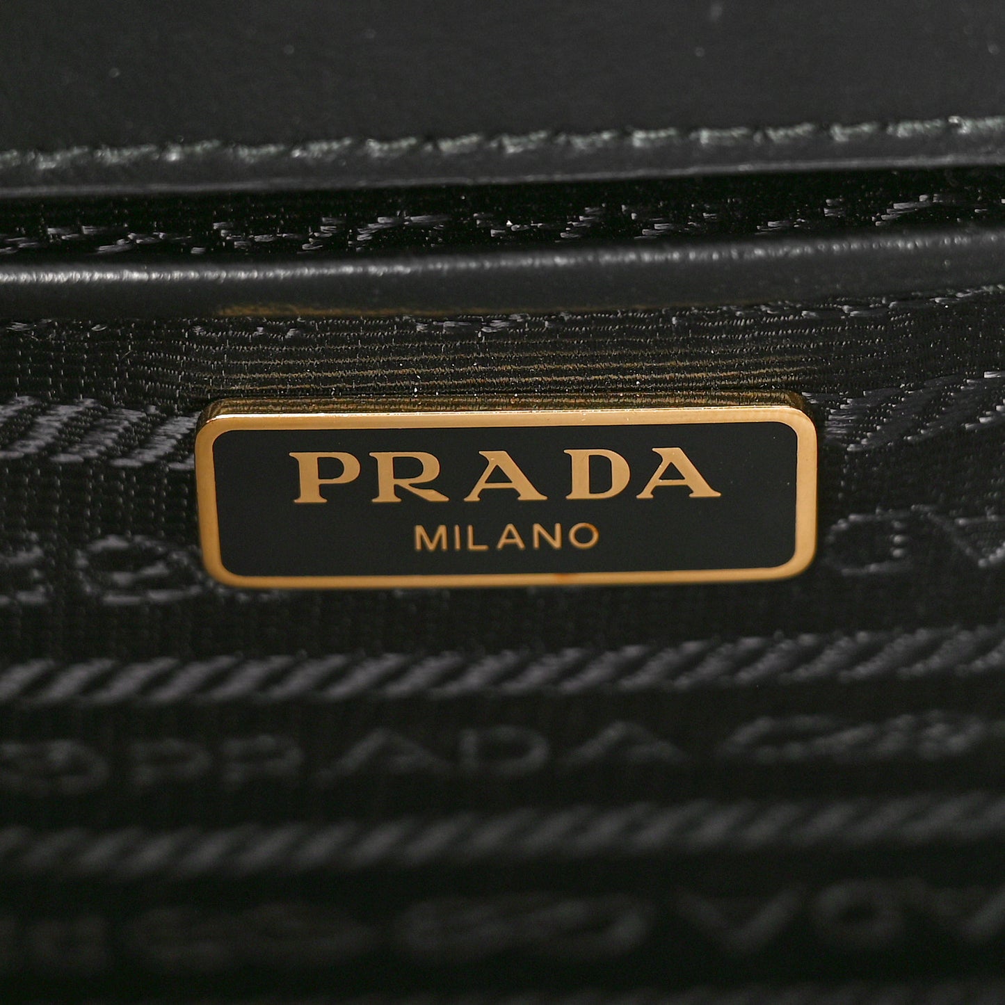 Saffiano Chain Shoulder Bag Black