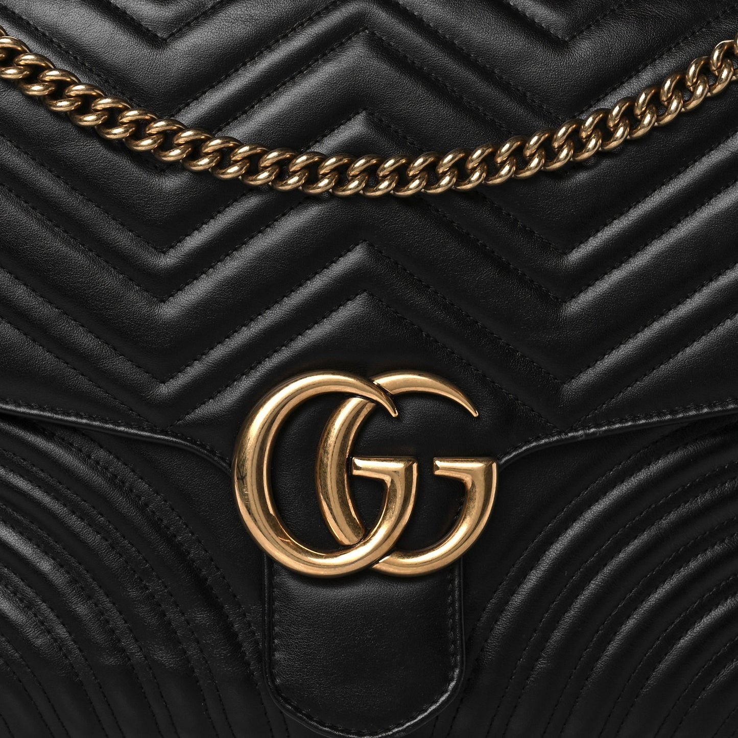 Calfskin Matelasse Large GG Marmont Shoulder Bag Black
