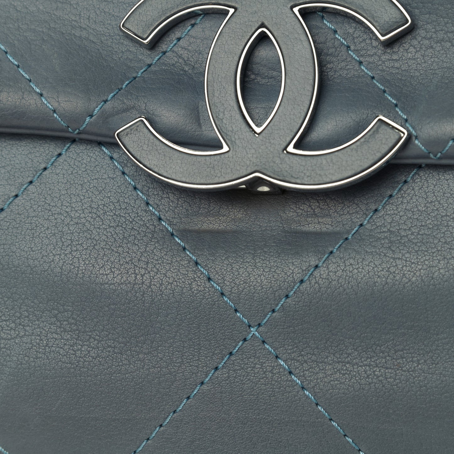 Washed Calfskin Quilted Hamptons Flap Bag Blue