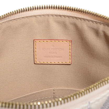 Louis Vuitton Damier Azur Figheri PM 6 of 7