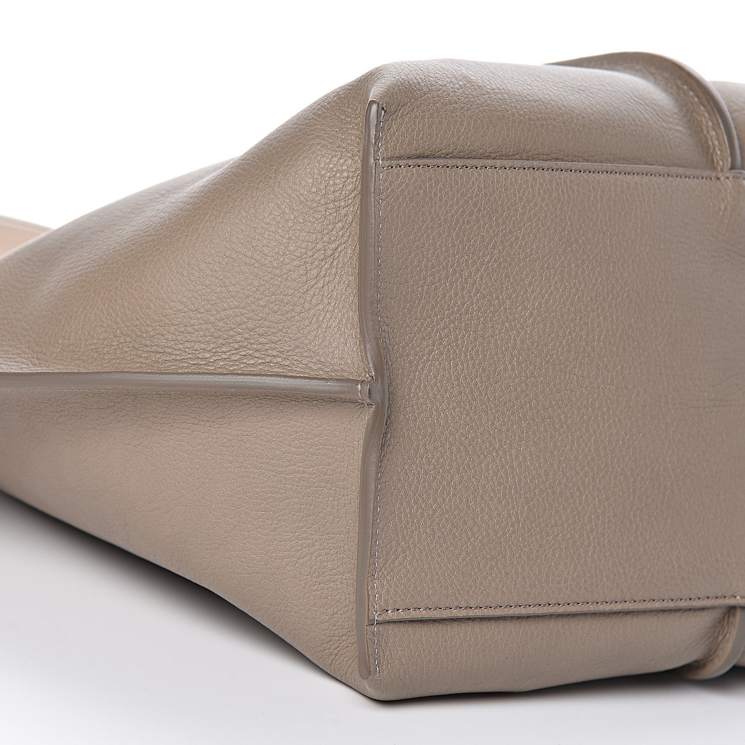 Chloe Smooth Calfskin Medium Vick Tote Motty Grey 12 of 13
