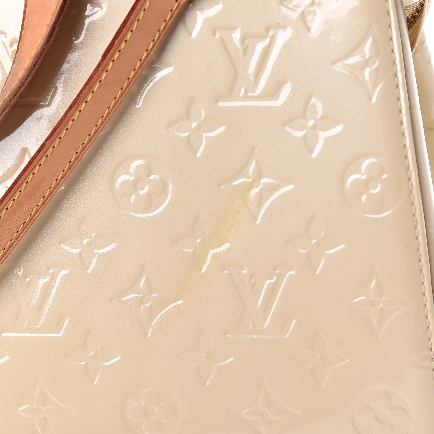 Louis Vuitton Vernis Brea GM Blanc Corail 10 of 13