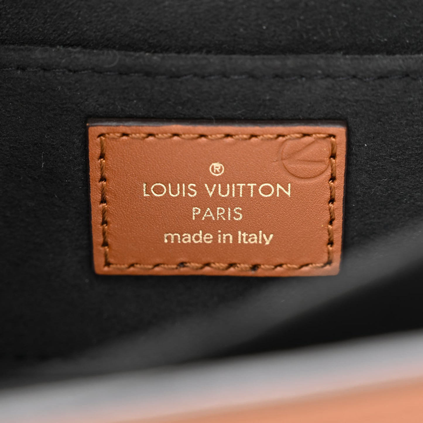 Reverse Monogram Dauphine Mini