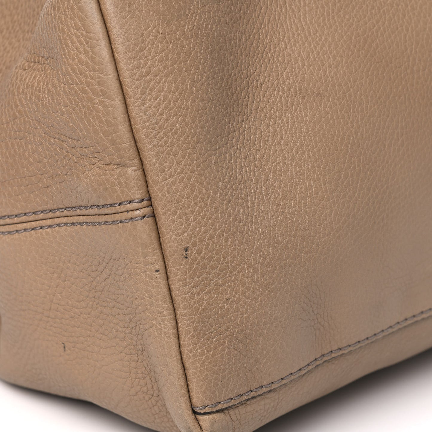 Pebbled Calfskin Large Soho Chain Shoulder Bag Nude