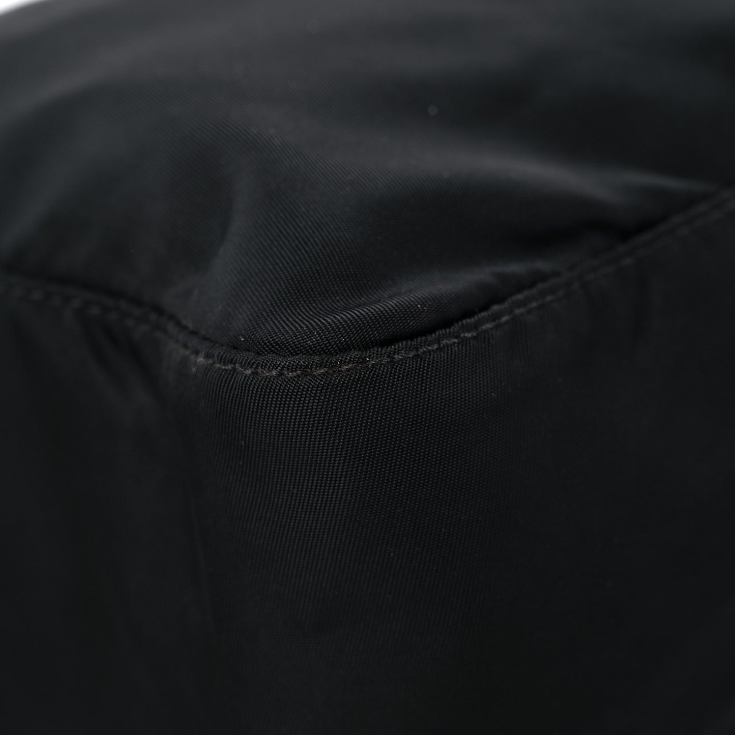 Tessuto Nylon Saffiano Small Vela Messenger Black