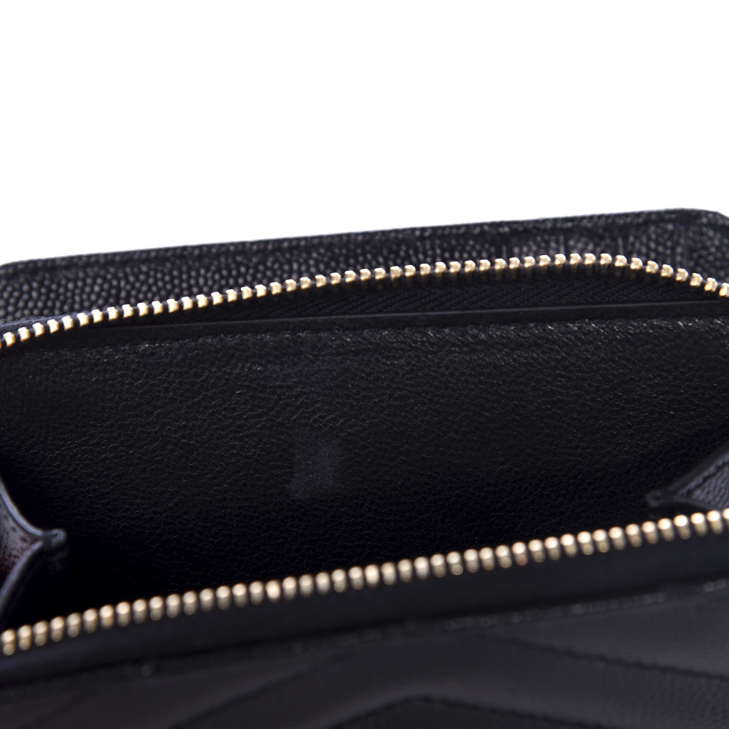 Saint Laurent Grain De Poudre Matelasse Chevron Monogram Compact Zip Around Wallet Black 7 of 8