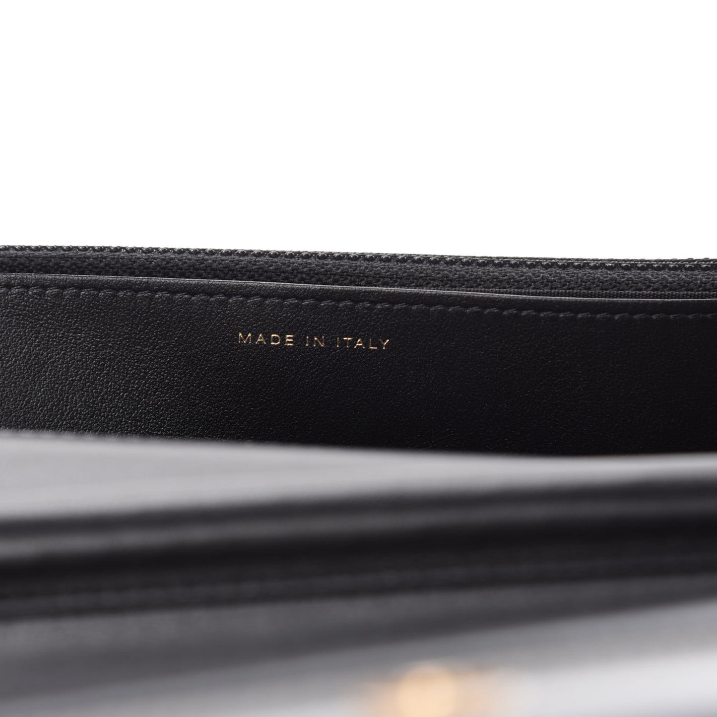 Caviar Quilted Boy Wallet On Chain WOC Black
