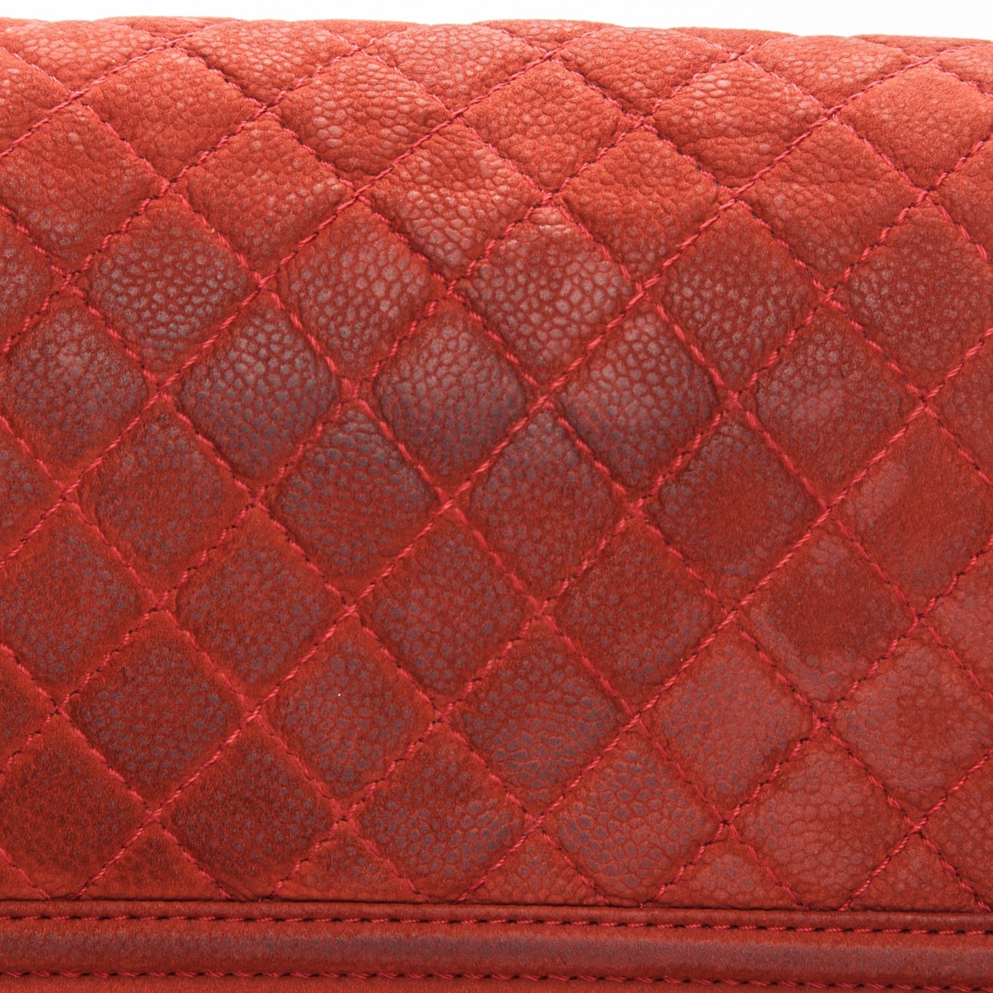 Iridescent Caviar Quilted Medium Boy Flap Red
