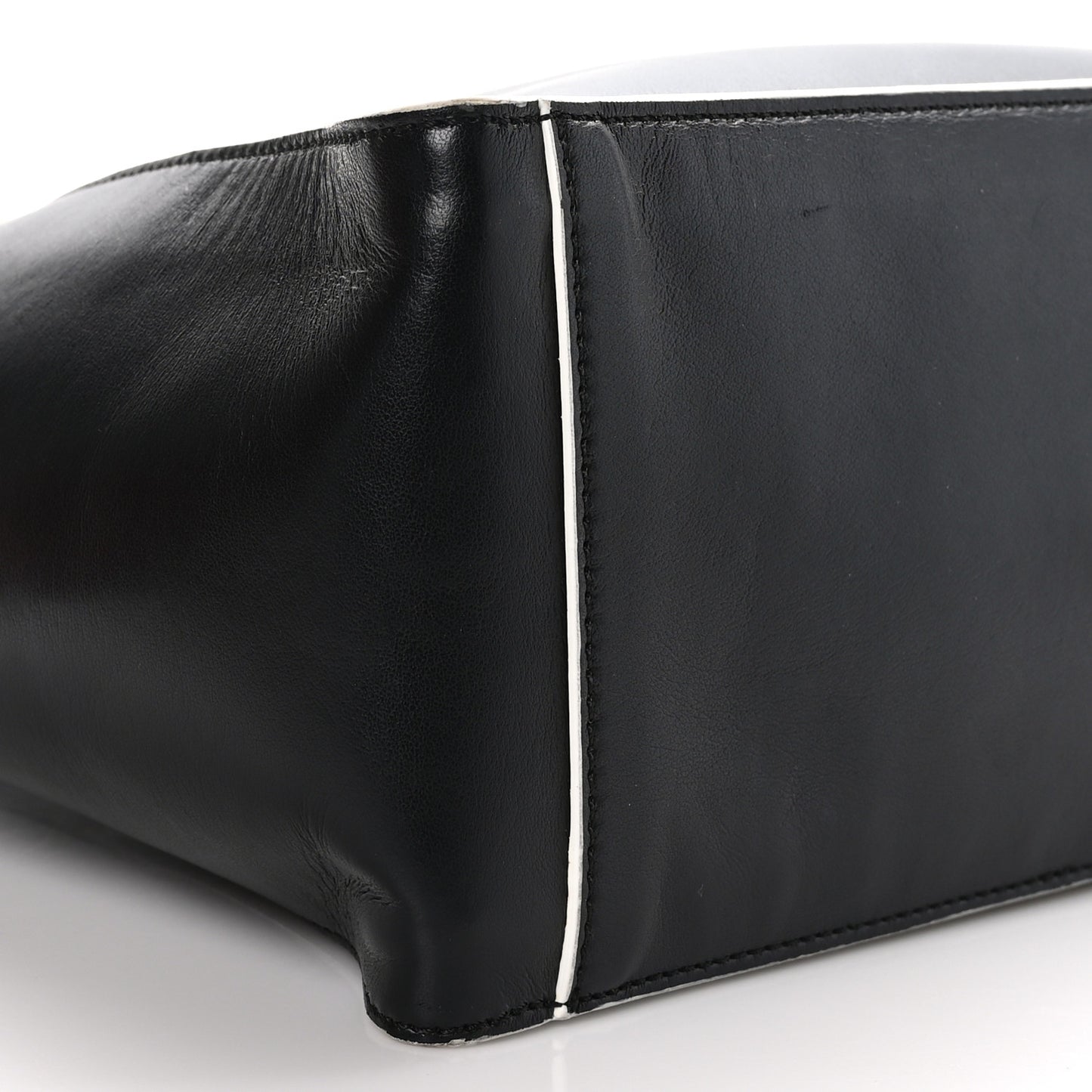 Eco Alter Nappa Crossbody Black