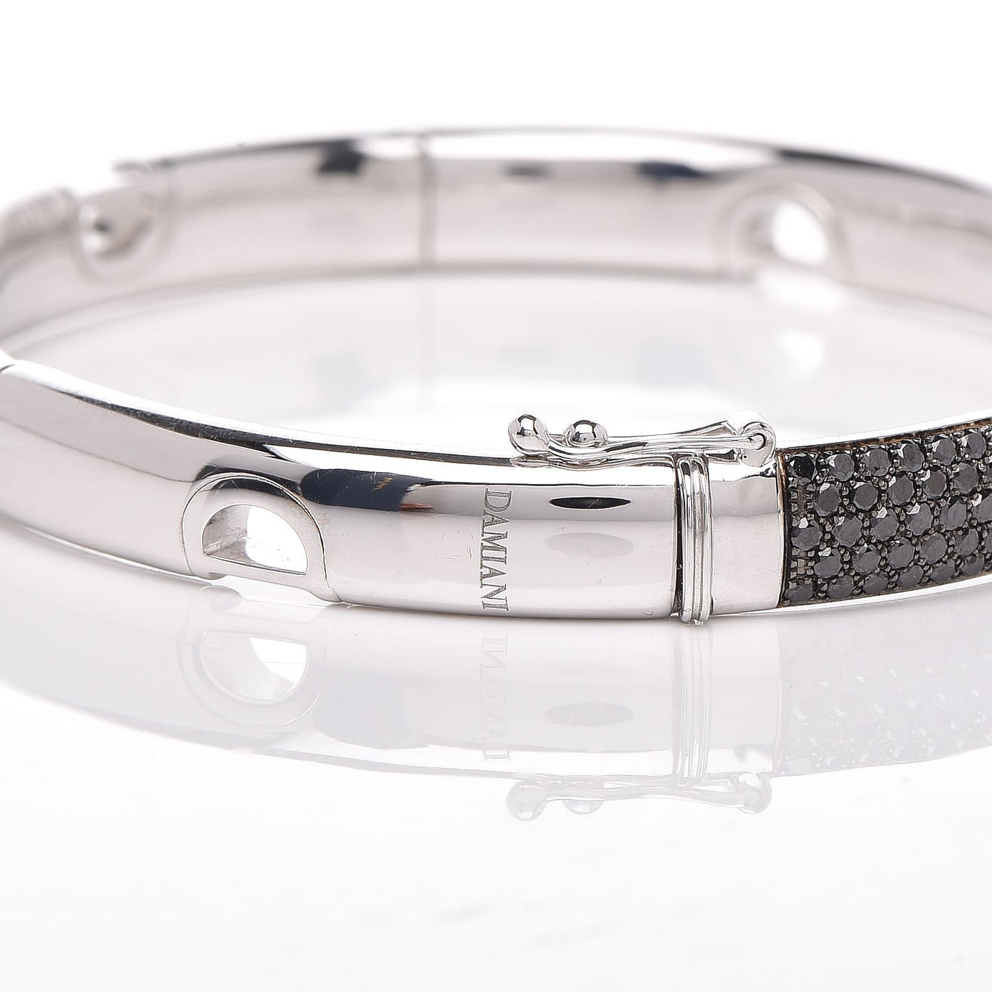 18K White Gold Diamond Black Diamond D-icon Bracelet