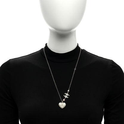 Chanel Resin Crystal CC Heart Necklace Pearly White Gold 3 of 4