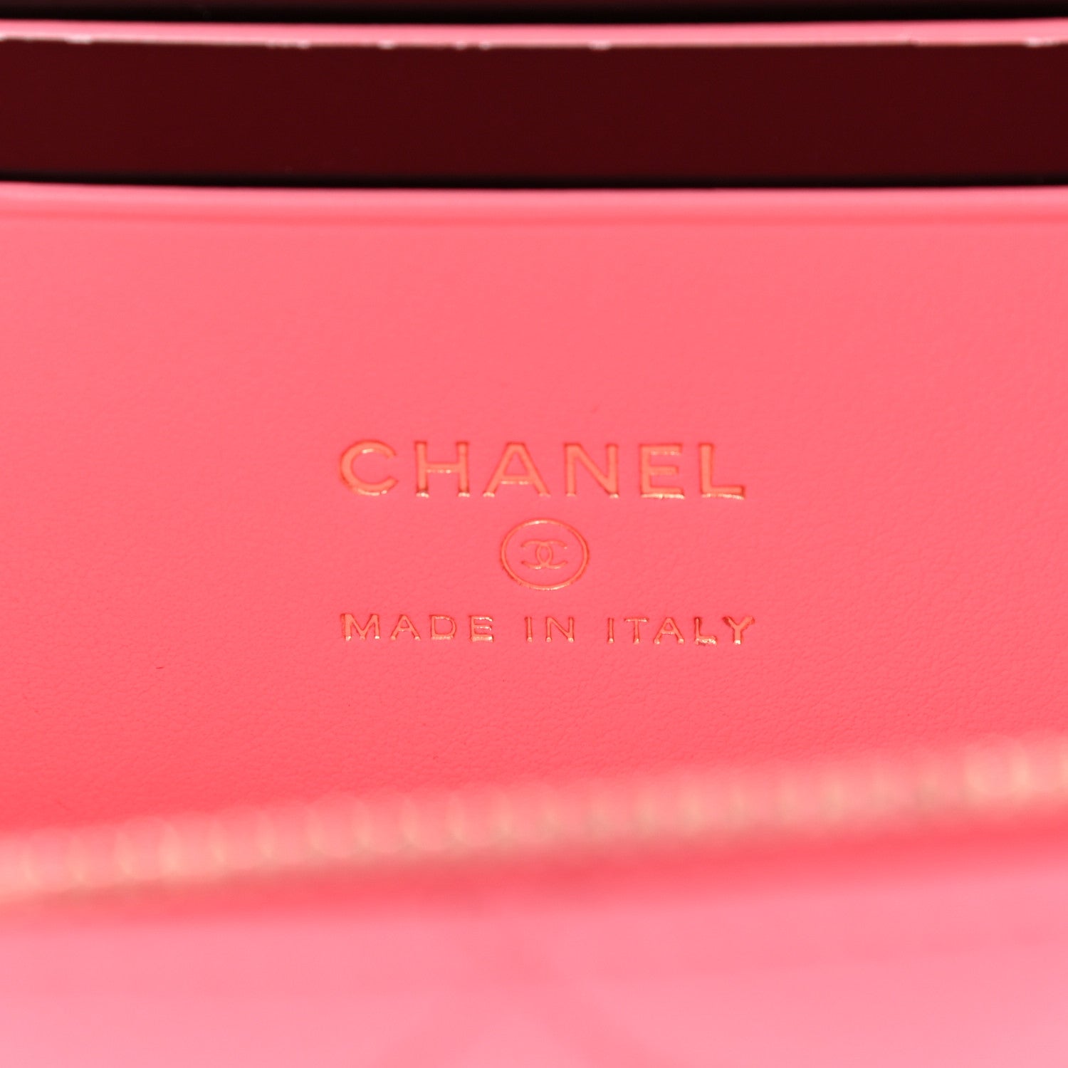 Chanel Shiny Caviar Quilted Pick Me Up Vanity Case Pink 6 of 11