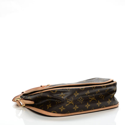 Louis Vuitton Monogram Menilmontant PM 4 of 8